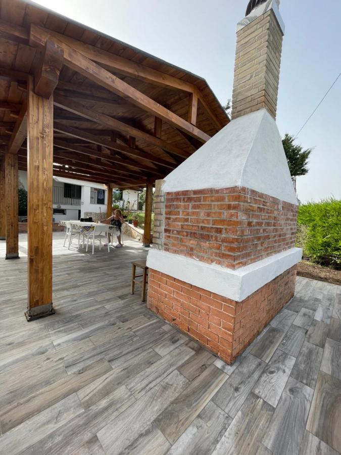 Casa Vacanze SantʼAntìoco Exteriör bild