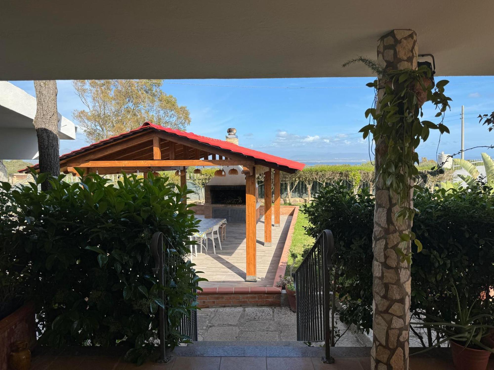 Casa Vacanze SantʼAntìoco Exteriör bild