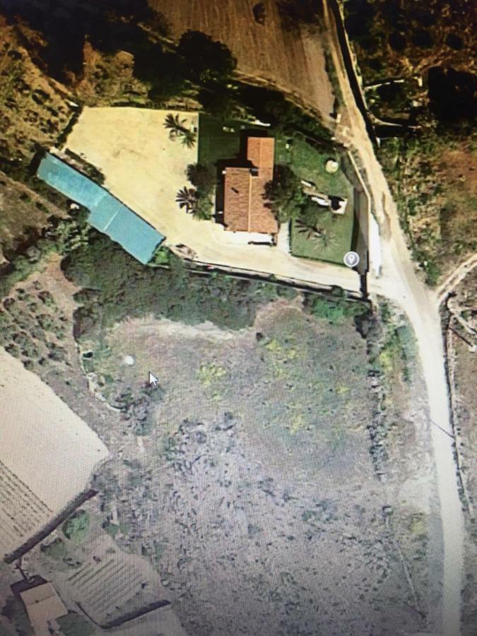 Casa Vacanze SantʼAntìoco Exteriör bild
