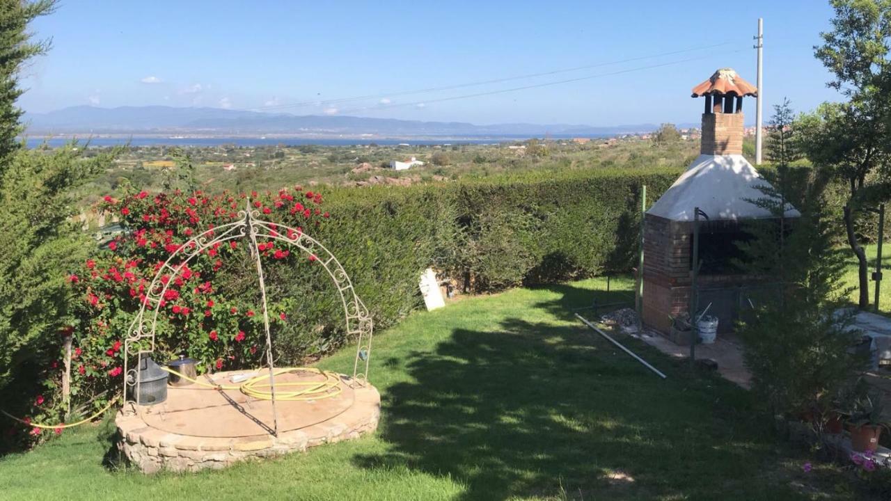 Casa Vacanze SantʼAntìoco Exteriör bild